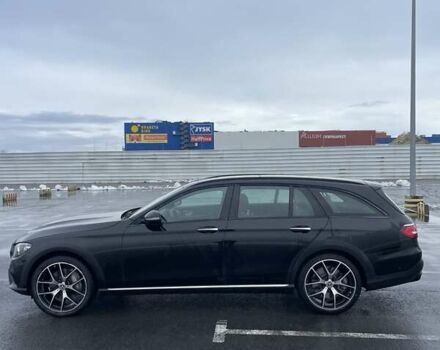 Черный Мерседес Е-Класс, объемом двигателя 3 л и пробегом 87 тыс. км за 45000 $, фото 1 на Automoto.ua