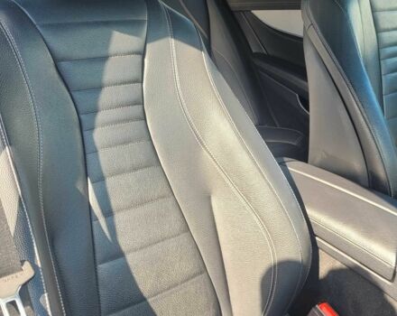 Черный Мерседес Е-Класс, объемом двигателя 2 л и пробегом 320 тыс. км за 43000 $, фото 6 на Automoto.ua