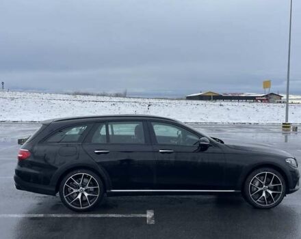 Черный Мерседес Е-Класс, объемом двигателя 3 л и пробегом 87 тыс. км за 45000 $, фото 2 на Automoto.ua