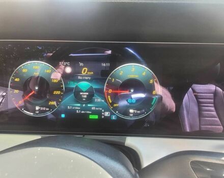 Черный Мерседес Е-Класс, объемом двигателя 2 л и пробегом 320 тыс. км за 43000 $, фото 9 на Automoto.ua