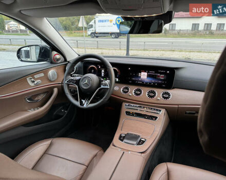 Черный Мерседес Е-Класс, объемом двигателя 1.95 л и пробегом 77 тыс. км за 46500 $, фото 26 на Automoto.ua