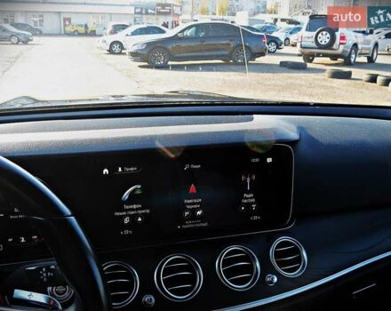 Черный Мерседес Е-Класс, объемом двигателя 1.6 л и пробегом 62 тыс. км за 36000 $, фото 18 на Automoto.ua