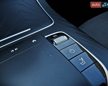 Черный Мерседес Е-Класс, объемом двигателя 1.6 л и пробегом 62 тыс. км за 36000 $, фото 24 на Automoto.ua
