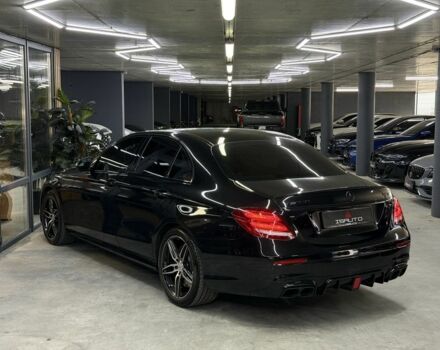 Черный Мерседес Е-Класс, объемом двигателя 3 л и пробегом 113 тыс. км за 38900 $, фото 7 на Automoto.ua