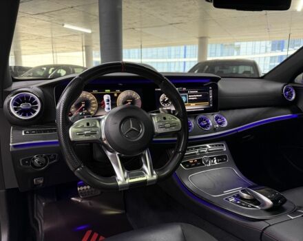 Черный Мерседес Е-Класс, объемом двигателя 3 л и пробегом 113 тыс. км за 38900 $, фото 20 на Automoto.ua