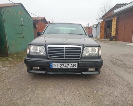 Черный Мерседес Е-Класс, объемом двигателя 3.2 л и пробегом 486 тыс. км за 5000 $, фото 1 на Automoto.ua