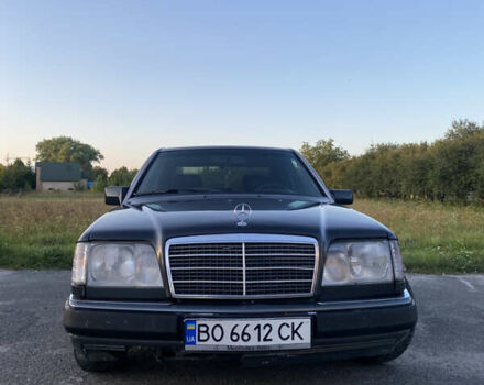 Черный Мерседес Е-Класс, объемом двигателя 2.8 л и пробегом 450 тыс. км за 3000 $, фото 1 на Automoto.ua