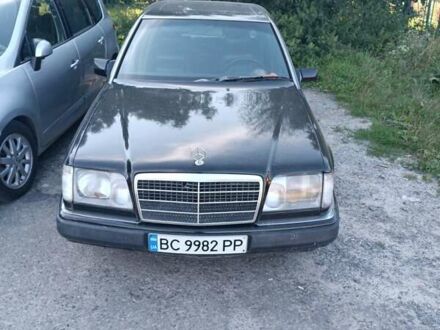 Чорний Мерседес Е-Клас, об'ємом двигуна 2.3 л та пробігом 805 тис. км за 2350 $, фото 1 на Automoto.ua