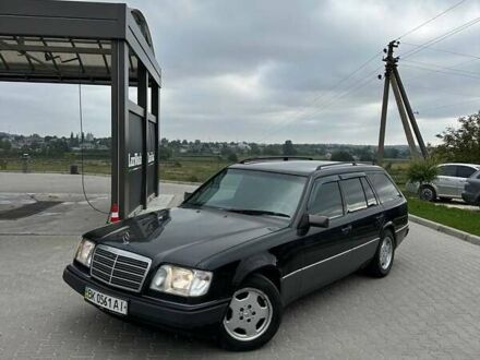 Черный Мерседес Е-Класс, объемом двигателя 2.8 л и пробегом 300 тыс. км за 1999 $, фото 1 на Automoto.ua