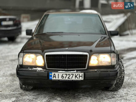 Чорний Мерседес Е-Клас, об'ємом двигуна 2.2 л та пробігом 378 тис. км за 1800 $, фото 1 на Automoto.ua