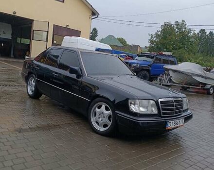 Чорний Мерседес Е-Клас, об'ємом двигуна 2.8 л та пробігом 356 тис. км за 6250 $, фото 1 на Automoto.ua
