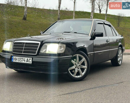 Чорний Мерседес Е-Клас, об'ємом двигуна 2.8 л та пробігом 358 тис. км за 4500 $, фото 1 на Automoto.ua