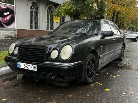 Чорний Мерседес Е-Клас, об'ємом двигуна 2.8 л та пробігом 390 тис. км за 2950 $, фото 1 на Automoto.ua