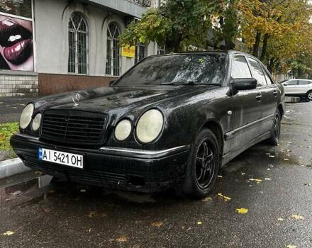 Мерседес Е-Класс 1996 в Кременчуге на Automoto.ua Черный Мерседес Е-Класс, объемом двигателя 2.8 л и пробегом 390 тыс. км за 2950 $, фото 1 на Automoto.ua