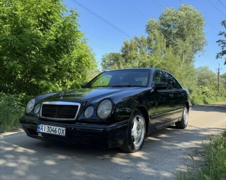 Черный Мерседес Е-Класс, объемом двигателя 2.8 л и пробегом 250 тыс. км за 3000 $, фото 1 на Automoto.ua