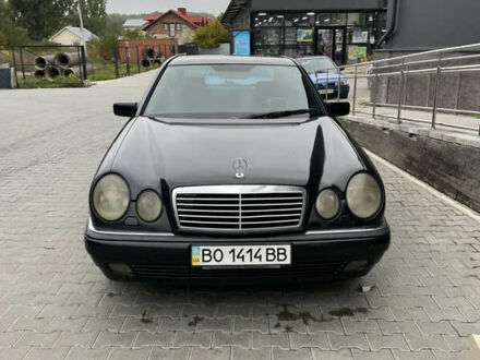 Мерседес Е-Класс 1998 в Тернополе на Automoto.ua Черный Мерседес Е-Класс, объемом двигателя 3 л и пробегом 560 тыс. км за 3500 $, фото 1 на Automoto.ua