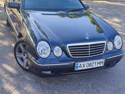 Мерседес Е-Класс 1998 в Чугуеве на Automoto.ua Черный Мерседес Е-Класс, объемом двигателя 3.2 л и пробегом 450 тыс. км за 4999 $, фото 1 на Automoto.ua
