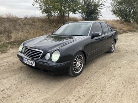 Мерседес Е-Класс 2000 в Белгород-Днестровском на Automoto.ua Черный Мерседес Е-Класс, объемом двигателя 2 л и пробегом 450 тыс. км за 3800 $, фото 1 на Automoto.ua