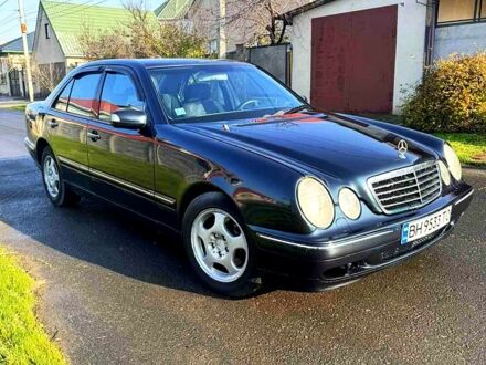 Чорний Мерседес Е-Клас, об'ємом двигуна 3.2 л та пробігом 396 тис. км за 3950 $, фото 1 на Automoto.ua