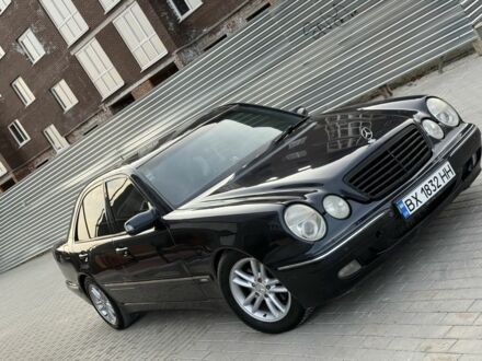 Чорний Мерседес Е-Клас, об'ємом двигуна 3.2 л та пробігом 350 тис. км за 3999 $, фото 1 на Automoto.ua