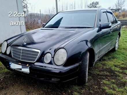 Черный Мерседес Е-Класс, объемом двигателя 2.2 л и пробегом 410 тыс. км за 2750 $, фото 1 на Automoto.ua