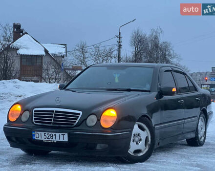 Черный Мерседес Е-Класс, объемом двигателя 2.7 л и пробегом 300 тыс. км за 4200 $, фото 1 на Automoto.ua