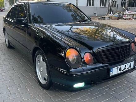Мерседес Е-Клас 2000 у Миколаєві на Automoto.ua Чорний Мерседес Е-Клас, об'ємом двигуна 2 л та пробігом 370 тис. км за 5999 $, фото 1 на Automoto.ua