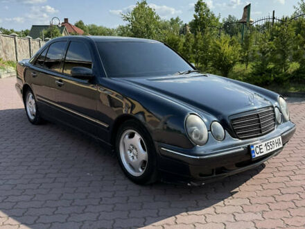 Мерседес Е-Класс 2000 в Черновцах на Automoto.ua Черный Мерседес Е-Класс, объемом двигателя 2.8 л и пробегом 242 тыс. км за 3999 $, фото 1 на Automoto.ua