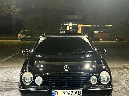 Черный Мерседес Е-Класс, объемом двигателя 2.8 л и пробегом 372 тыс. км за 3800 $, фото 1 на Automoto.ua