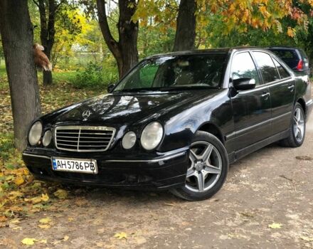 Чорний Мерседес Е-Клас, об'ємом двигуна 4.3 л та пробігом 400 тис. км за 2502 $, фото 1 на Automoto.ua