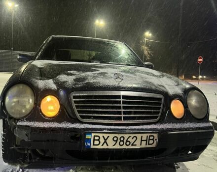 Чорний Мерседес Е-Клас, об'ємом двигуна 2.1 л та пробігом 380 тис. км за 3200 $, фото 1 на Automoto.ua