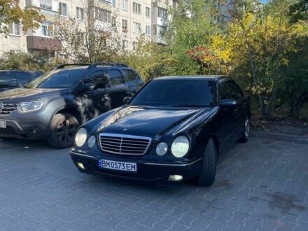 Чорний Мерседес Е-Клас, об'ємом двигуна 3.2 л та пробігом 350 тис. км за 3500 $, фото 1 на Automoto.ua