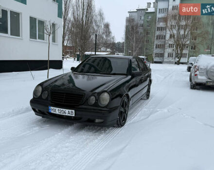 Черный Мерседес Е-Класс, объемом двигателя 3.22 л и пробегом 355 тыс. км за 2999 $, фото 1 на Automoto.ua