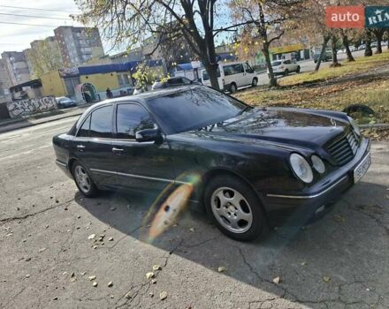 Мерседес Е-Класс 2001 в Киеве на Automoto.ua Черный Мерседес Е-Класс, объемом двигателя 2.8 л и пробегом 460 тыс. км за 5000 $, фото 1 на Automoto.ua