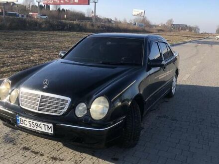 Мерседес Е-Клас 2001 у Львові на Automoto.ua Чорний Мерседес Е-Клас, об'ємом двигуна 2.2 л та пробігом 467 тис. км за 3350 $, фото 1 на Automoto.ua