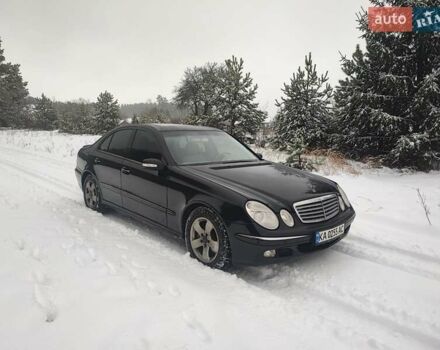 Черный Мерседес Е-Класс, объемом двигателя 3.2 л и пробегом 222 тыс. км за 5800 $, фото 1 на Automoto.ua
