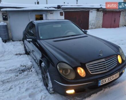 Черный Мерседес Е-Класс, объемом двигателя 2.69 л и пробегом 442 тыс. км за 6299 $, фото 1 на Automoto.ua