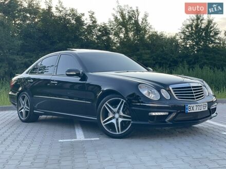 Чорний Мерседес Е-Клас, об'ємом двигуна 4.97 л та пробігом 333 тис. км за 7600 $, фото 1 на Automoto.ua