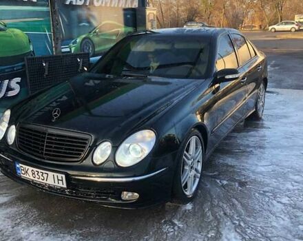 Черный Мерседес Е-Класс, объемом двигателя 2.7 л и пробегом 400 тыс. км за 7000 $, фото 1 на Automoto.ua