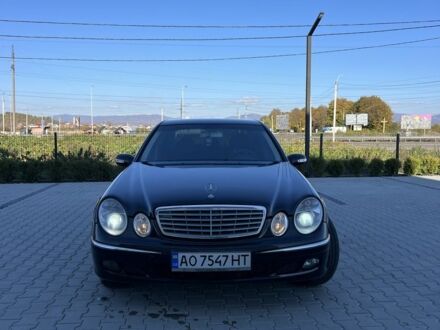 Мерседес Е-Класс 2002 в Хусте на Automoto.ua Черный Мерседес Е-Класс, объемом двигателя 2.7 л и пробегом 2 тыс. км за 5400 $, фото 1 на Automoto.ua