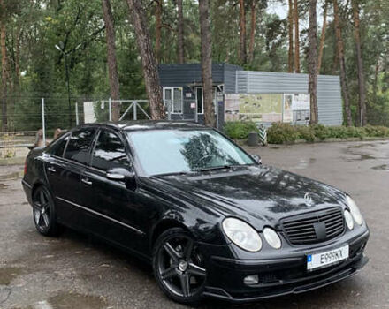 Черный Мерседес Е-Класс, объемом двигателя 4.97 л и пробегом 351 тыс. км за 9000 $, фото 1 на Automoto.ua