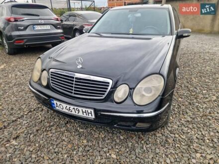 Мерседес Е-Класс 2003 в Хусте на Automoto.ua Черный Мерседес Е-Класс, объемом двигателя 2.15 л и пробегом 299 тыс. км за 4999 $, фото 1 на Automoto.ua