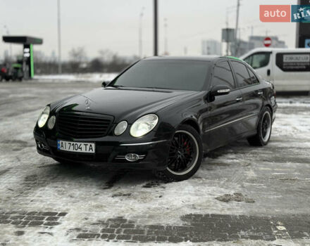 Чорний Мерседес Е-Клас, об'ємом двигуна 5 л та пробігом 360 тис. км за 8500 $, фото 1 на Automoto.ua