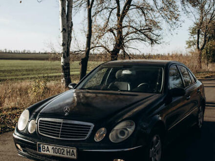 Черный Мерседес Е-Класс, объемом двигателя 1.8 л и пробегом 221 тыс. км за 6200 $, фото 1 на Automoto.ua