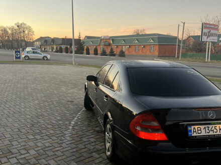 Чорний Мерседес Е-Клас, об'ємом двигуна 1.8 л та пробігом 440 тис. км за 5300 $, фото 1 на Automoto.ua