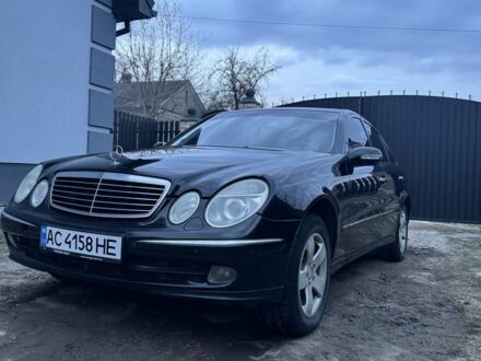 Чорний Мерседес Е-Клас, об'ємом двигуна 2.7 л та пробігом 438 тис. км за 6200 $, фото 1 на Automoto.ua
