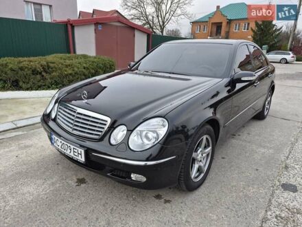 Чорний Мерседес Е-Клас, об'ємом двигуна 2.7 л та пробігом 203 тис. км за 10300 $, фото 1 на Automoto.ua