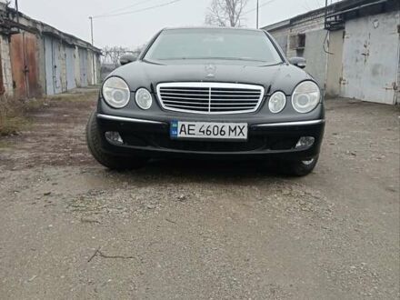 Мерседес Е-Клас 2003 у Дніпро (Дніпропетровську) на Automoto.ua Чорний Мерседес Е-Клас, об'ємом двигуна 2.7 л та пробігом 385 тис. км за 6700 $, фото 1 на Automoto.ua