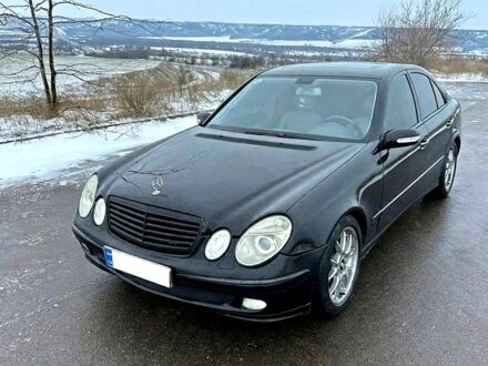 Чорний Мерседес Е-Клас, об'ємом двигуна 3.2 л та пробігом 333 тис. км за 2700 $, фото 1 на Automoto.ua