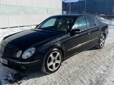 Черный Мерседес Е-Класс, объемом двигателя 3.2 л и пробегом 385 тыс. км за 4100 $, фото 1 на Automoto.ua
